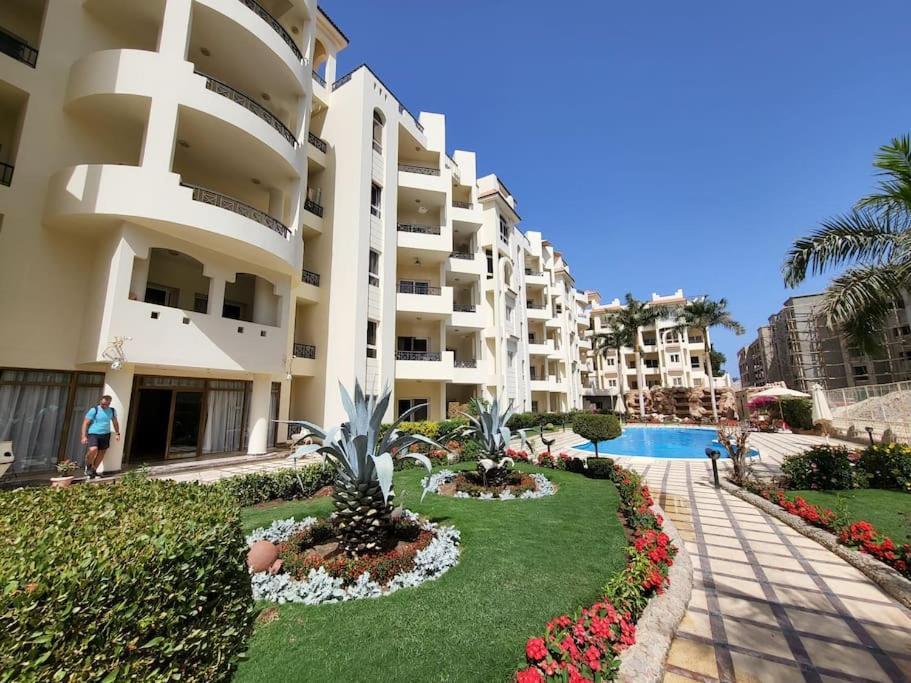 Velky 50 M Od Plaze - Sahl Hasheesh Andalusie Apartament